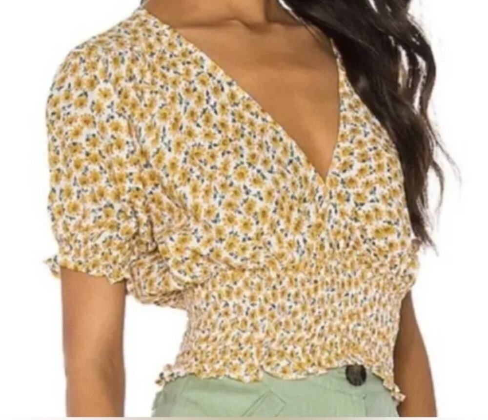 Faithfull The Brand First Light Blouse in Marguerite Floral 2